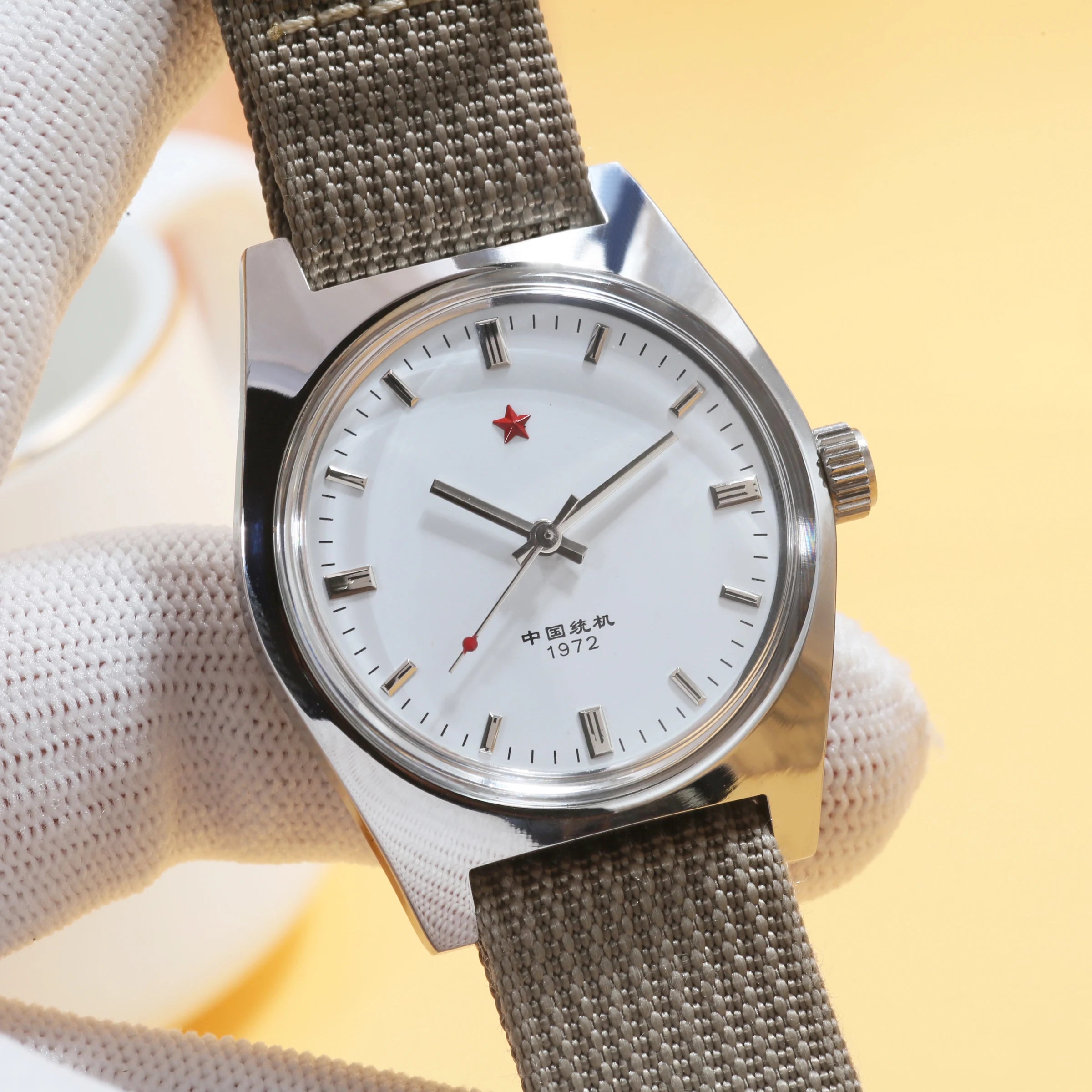 Vintage Men’s Mechanical Watch