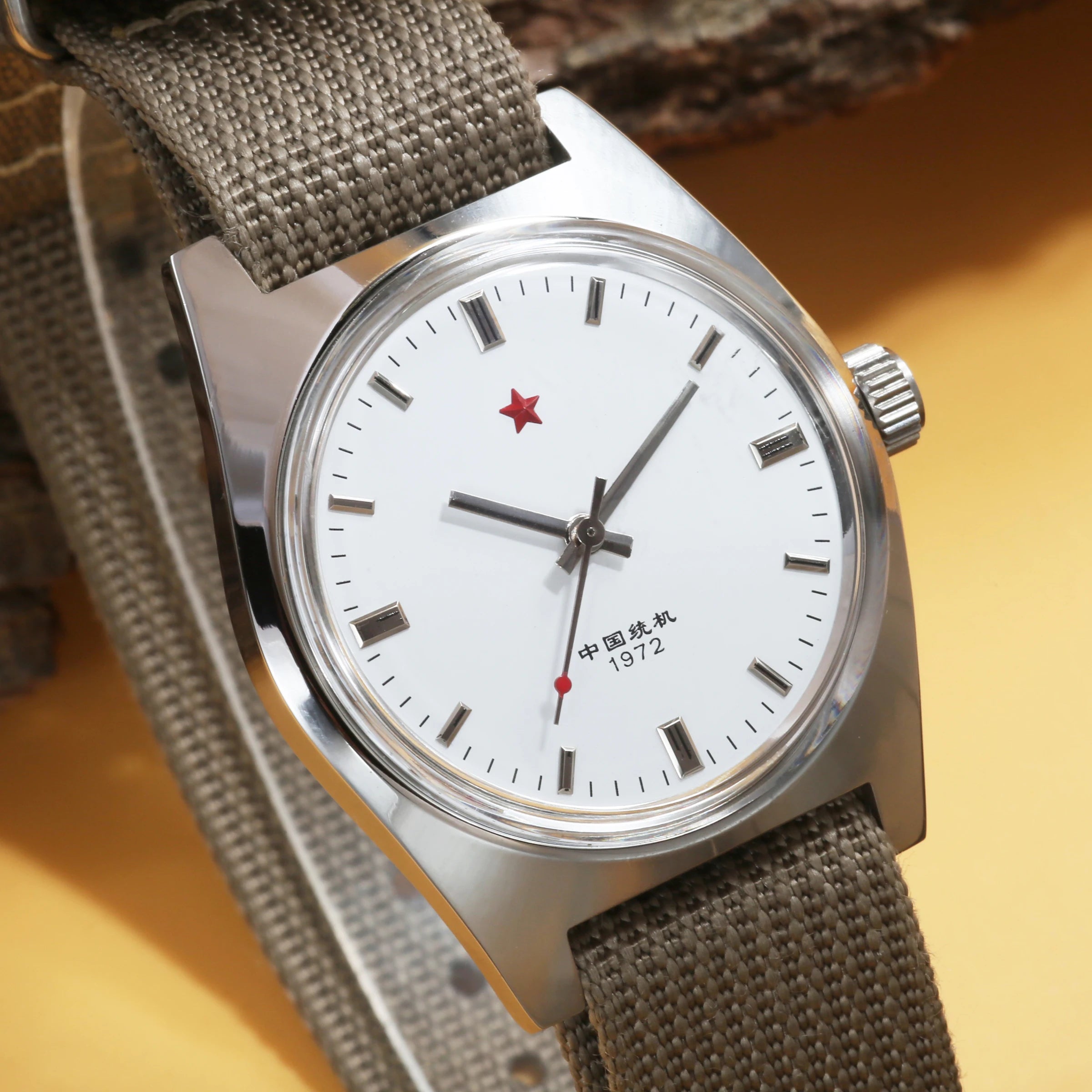 Vintage Men’s Mechanical Watch